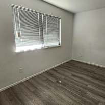 Bon's room