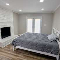 Apple House Living's room