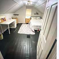 Paulette Phillips's room