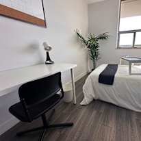 Housingfouryou's room