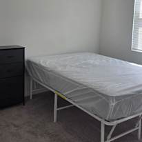 Thai Hua's room