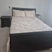 GLADYS's room