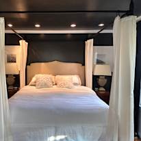 Saul's room