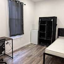 Reza's room