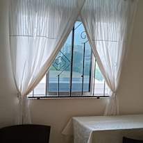 Yen's room