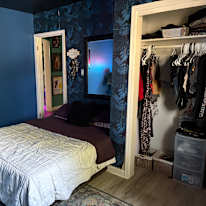 Richelle's room