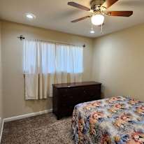 Luis's room