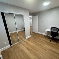 Sandy's room