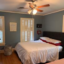 Menzelle Dedeaux's room
