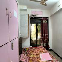 Chakshu vaidya's room