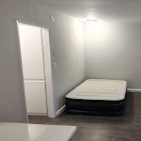 Julio's room