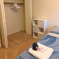 Nyre's room