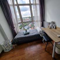 Seow yao hua's room
