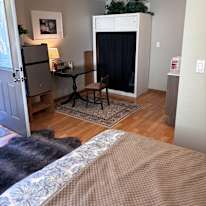 Darlene's room