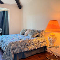 Lisa's room
