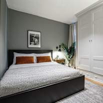 Sam June's room