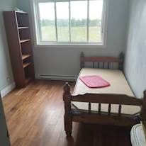 me me me's room