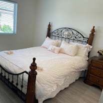 Vivian's room