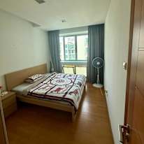 Ken's room