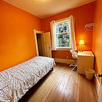 Shirin's room