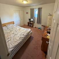 Roxanne's room