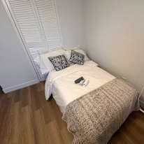 derya aslan's room