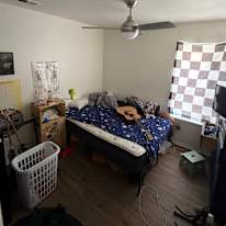 Franco's room