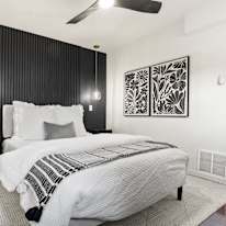 Tomic Properties's room