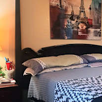 Cris Mendozahowell's room
