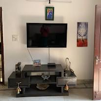Neelam's room
