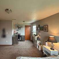 Jessica M Reich's room