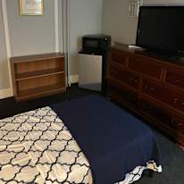 Thomas's room