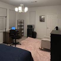 Lina Li's room