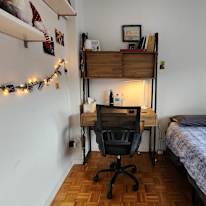 Federico's room