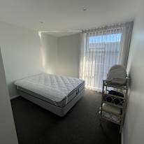 Kels's room