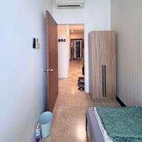 dorielle's room