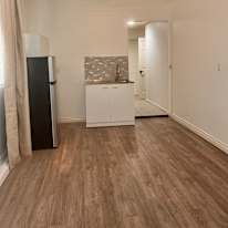 Jramy's room