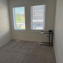 Leslie's room