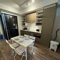 HT GLOBAL HOUSING's room