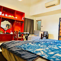 Daphne Huang's room