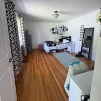 Kiana's room
