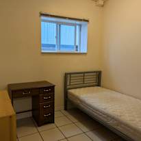 Ken's room