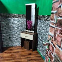 Sammy Davis's room