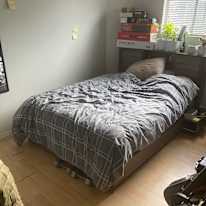 Jas's room
