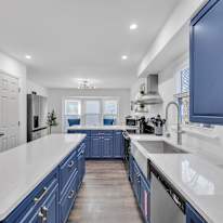 lifedoorrentals's room