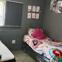 Abdurahgmaan's room