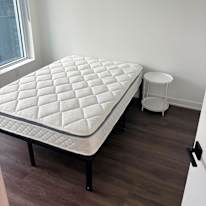 Emre's room
