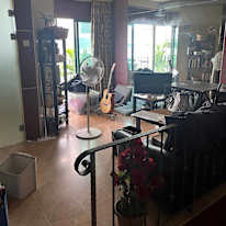 Efa's room