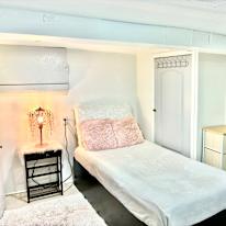 G H's room