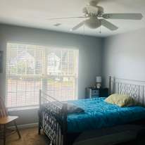 Enrique's room